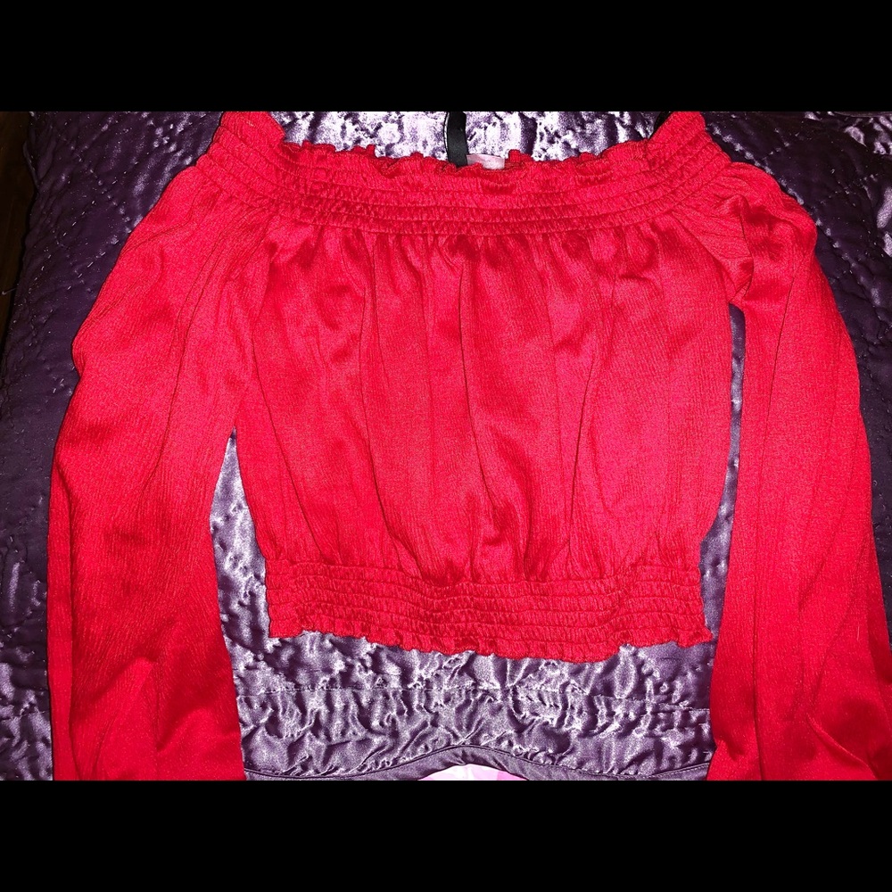 Cropped long sleeve , red